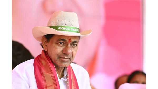 సొంత పార్టీ నేతల తీరుతో చిరాకు పడుతున్న కేసీఆర్ సొంత పార్టీ నేతల తీరుతో చిరాకు పడుతున్న కేసీఆర్