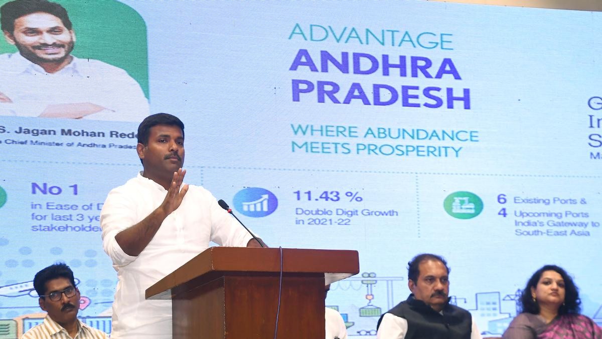 రూ 2లక్షల పెట్టుబడులే లక్ష్యం రూ 2లక్షల పెట్టుబడులే లక్ష్యం
