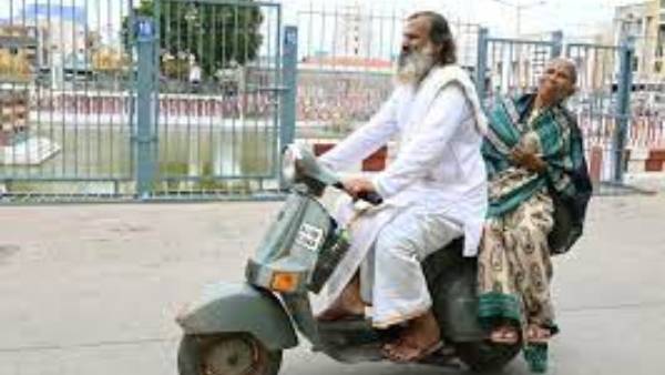 బాసర అమ్మవారిని దర్శించుకున్న తల్లీ కొడుకులు.. అమ్మ గురించి గొప్పగా