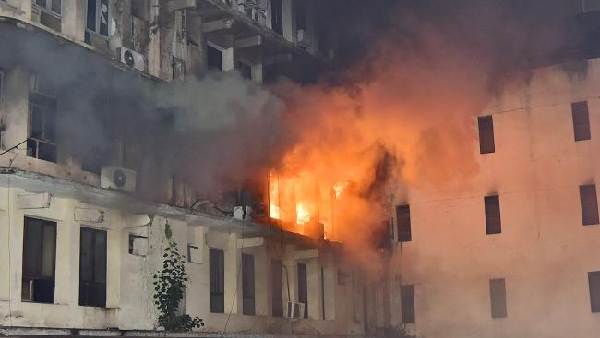 Swapnalok Complex Fire accident: deceased 5 from warangal, Tragedy in joint Warangal District