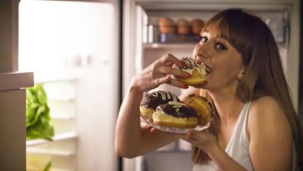 ఫ్రిజ్ ఖాళీ లేకుండా పెడితే ఆహారాలు పాడయ్యే ప్రమాదం