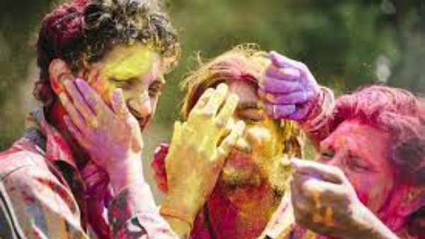 హోలీ పండుగకు దానం చెయ్యకూడని వస్తువులివే