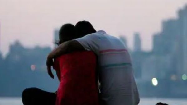 మైనర్ అమ్మాయితో లవ్ ట్రాక్ మైనర్ అమ్మాయితో లవ్ ట్రాక్