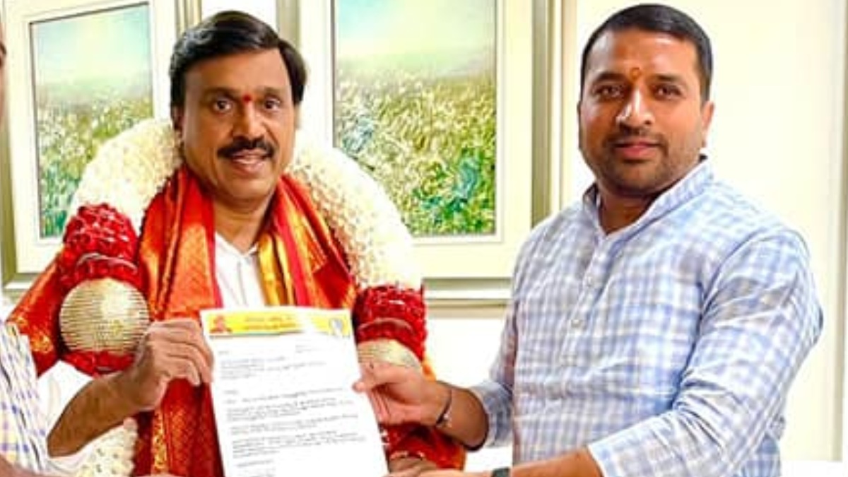 Gali Janardhan Reddy, the former minister who grabbed former CM BS Yeddyurappas main follower in Karnataka. Gali Janardhan Reddy, the former minister who grabbed former CM BS Yeddyurappas main follower in Karnataka.