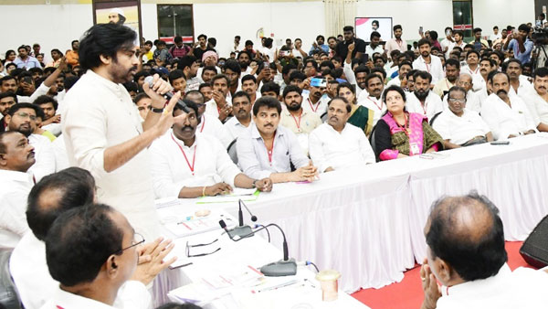 వైసీపీని ఓడించడమే.. వైసీపీని ఓడించడమే..