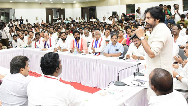 మంగళగిరిలో.. మంగళగిరిలో..