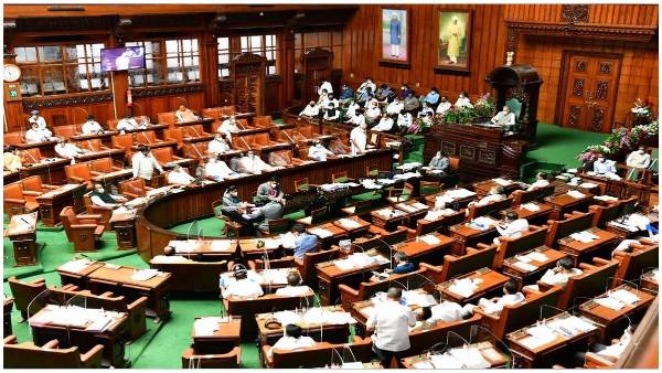 These are the strengths of BJP, Congress and JDS MLAs in Karnataka. Who are the king makers in the next election? These are the strengths of BJP, Congress and JDS MLAs in Karnataka. Who are the king makers in the next election?