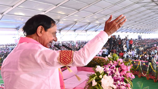 నిత్యం ప్రజల్లో..