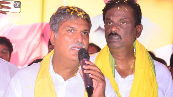 అభివృద్ధి చెందాలంటే చంద్రబాబు రావాలి..