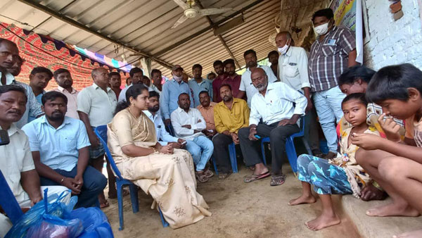 నర్సంపేట, పరకాల, మహబూబాబాద్, వరంగల్ తూర్పులోనూ ఎమ్మెల్యేల స్ట్రాటజీ