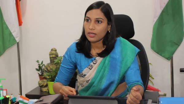 తాజా బదిలీలపై సర్వత్రా ఆసక్తి