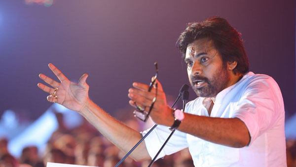 కులాల వారీగా రాష్ట్రంలో ప్రజలను విడదీసిన ప్రభుత్వం .. పవన్ కళ్యాణ్ నిప్పులు 