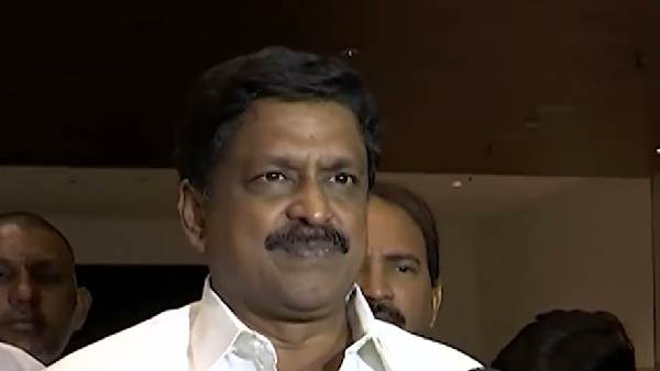 గవర్నర్ కు ఆహ్వానంపై అసత్య ప్రచారం