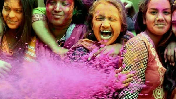 వీర లెవల్ లో కొట్టుకుని ఆపై... 