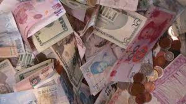 డాలర్ కు బదులుగా..