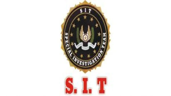 SIT notice to TSPSC members and responded to Revanth Reddy allegations on data to KTR