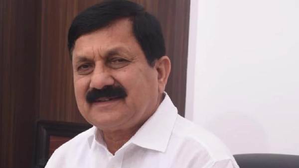 బీజేపీ విజయ సంకల్పయాత్ర ముఖ్యమా మంత్రిగారు ?