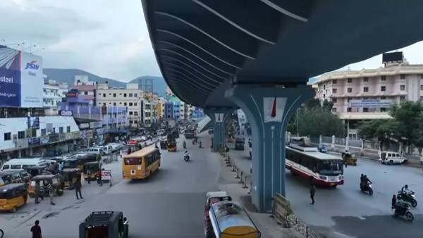 రోజూ లక్షన్నర మంది.. రోజూ లక్షన్నర మంది..