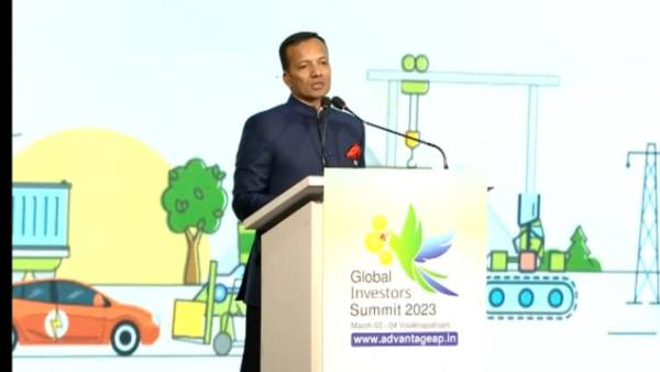 mukesh ambani, naveen jindal and gmr lauds ys jagan for his efforts in vizag investors summit