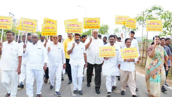 tdp mlas suspended for today for disrupting budget speech in assembly-slams jagan regime monarchism