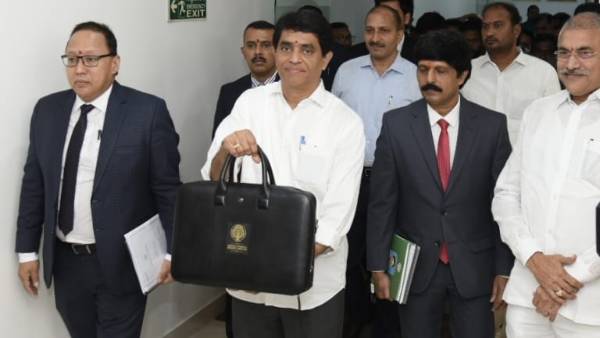 jagan cabinet approves general and agriculture budgets-fm buggana key comments