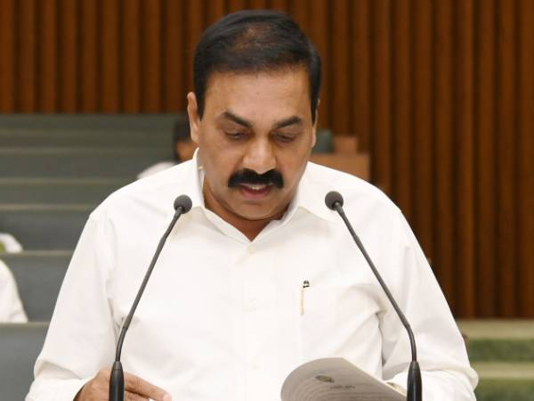 ap minister kakani govardhan reddy present agriculture budget 2023-24 in assembly ap minister kakani govardhan reddy present agriculture budget 2023-24 in assembly