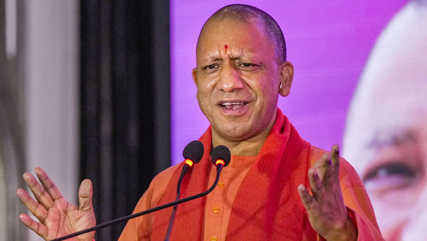 yogi adityanath orders police for tough action against land mafia in uttar pradesh yogi adityanath orders police for tough action against land mafia in uttar pradesh