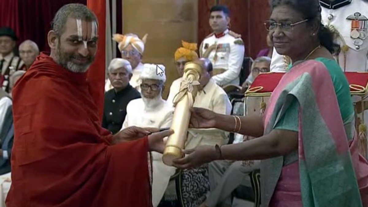 chinna jeeyar swamy received padma bhushan chinna jeeyar swamy received padma bhushan
