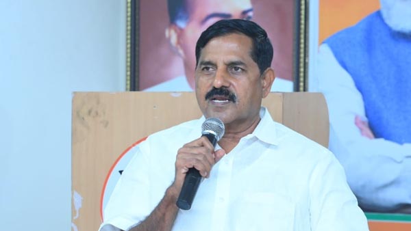 adinarayana reddy shocking comments on ys jagan, says his target is pm post