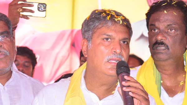 Kesineni Nani Photo missing in TDP