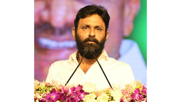 Kodali Nani slams Chandrababu and Balakrishna