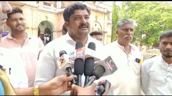 BJP leaders who are hitting former CM Jagdish Shettar in reverse, reverse operation Kamala BJP leaders who are hitting former CM Jagdish Shettar in reverse, reverse operation Kamala