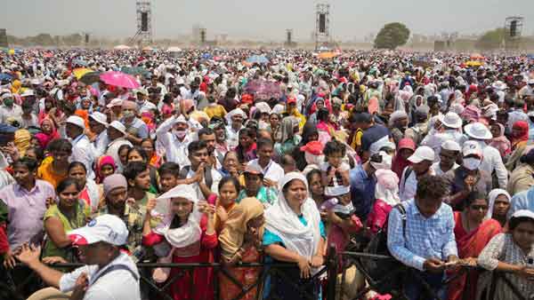 11 people who were attend Maharashtra Bhushan award event died due to heat stroke in Navi Mumbai