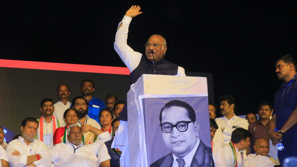 AICC President Mallikarjun Kharge hints congress single fight in Telangana, in Mancherial Public Meeting AICC President Mallikarjun Kharge hints congress single fight in Telangana, in Mancherial Public Meeting