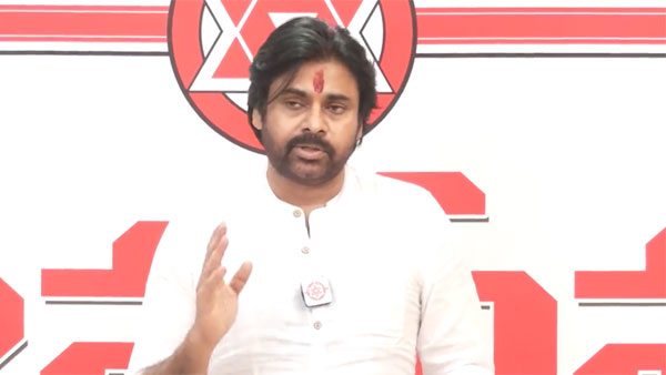 Pawan Kalyan Demands YSRCP to Ask apoloogy for Telangana People on AP Ministers comments