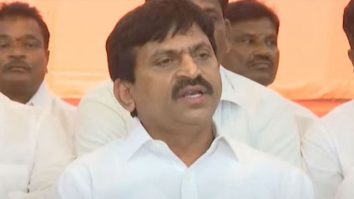 Ponguletis harsh comments on KCR.