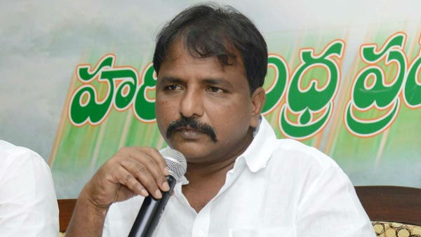 Sailajanath likely to join in TDP shortly, JC meets Sake at Anantapur