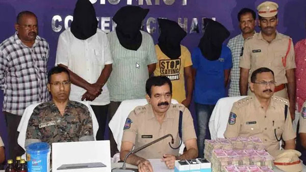 four people arrested for transferring money and explosive material to maoists jayashankar bhupalpally four people arrested for transferring money and explosive material to maoists jayashankar bhupalpally