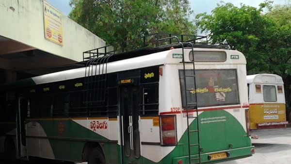 apsrtc orders employees to discourage rs.2000 note with these reasons..