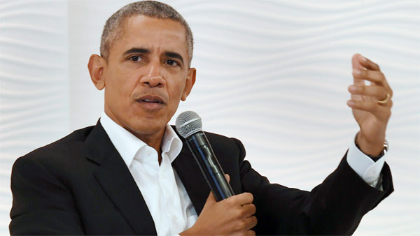 Russia banned entry to 500 Americans, including Barack Obama in response to new sanctions by US Russia banned entry to 500 Americans, including Barack Obama in response to new sanctions by US