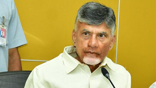 Chandra Babu Demands YSRCP Leaders Apology for comments against Rajinikanth