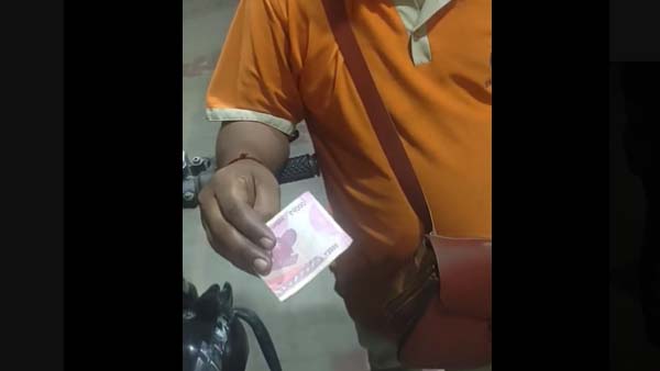 Petrol pump workers not accepting Rs 2000 notes despite RBI orders Petrol pump workers not accepting Rs 2000 notes despite RBI orders