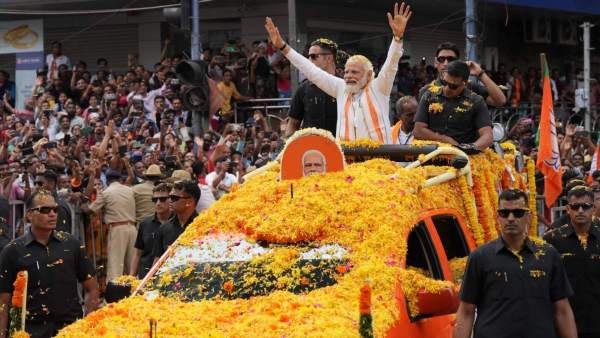 PM Narendra Modis road show in Bengaluru