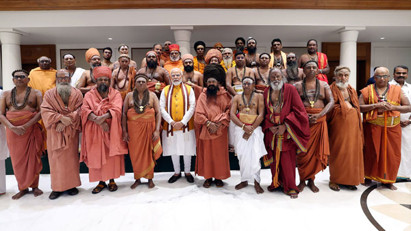 PM Modi installs Sengol in Lok Sabha chamber amid Vedic chanting in the new Parliament building