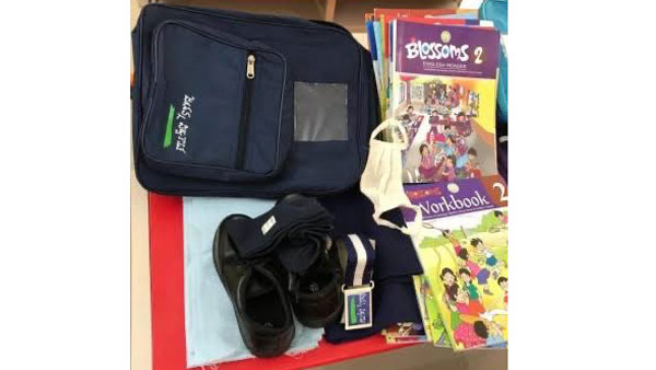 ys jagan bumber offer to students on poor quality jagananna vidya kanuka kits ys jagan bumber offer to students on poor quality jagananna vidya kanuka kits