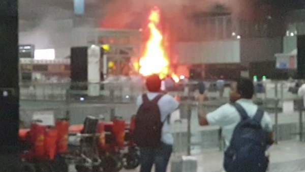  Fire Breaks Out At Kolkata Airport: Several Fire Engines Rushed To Douse Blaze, Short Circuit Suspected
