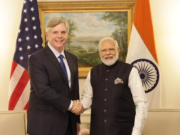 General Electrics aerospace arm has teamed up with HAL to make fighter jet engines for Indian Air Force in India General Electrics aerospace arm has teamed up with HAL to make fighter jet engines for Indian Air Force in India