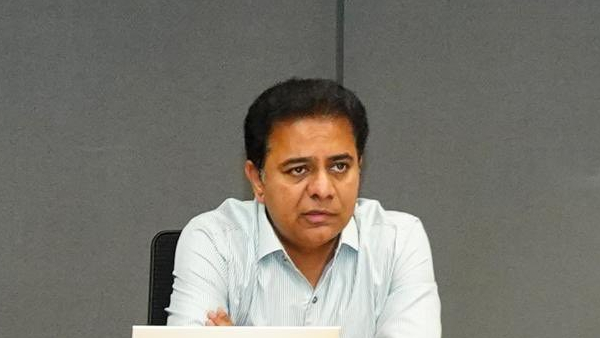 minister KTR gives shock to two brs mlas in Mahabubabad district visit