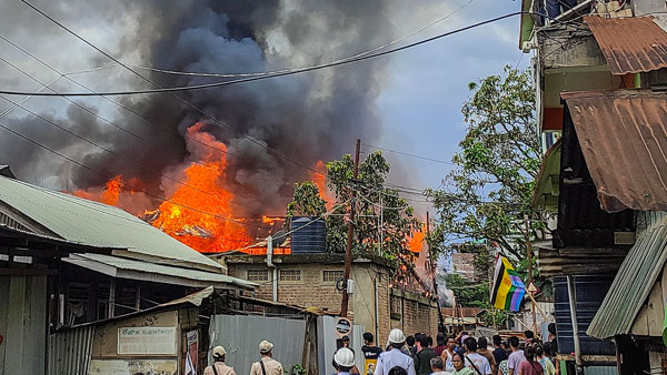 The opposition criticized Prime Minister Modi over the violence in Manipur The opposition criticized Prime Minister Modi over the violence in Manipur