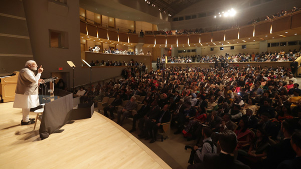 PM Narendra Modi tells the Indian diaspora, This is the best time to invest as much as possible in India